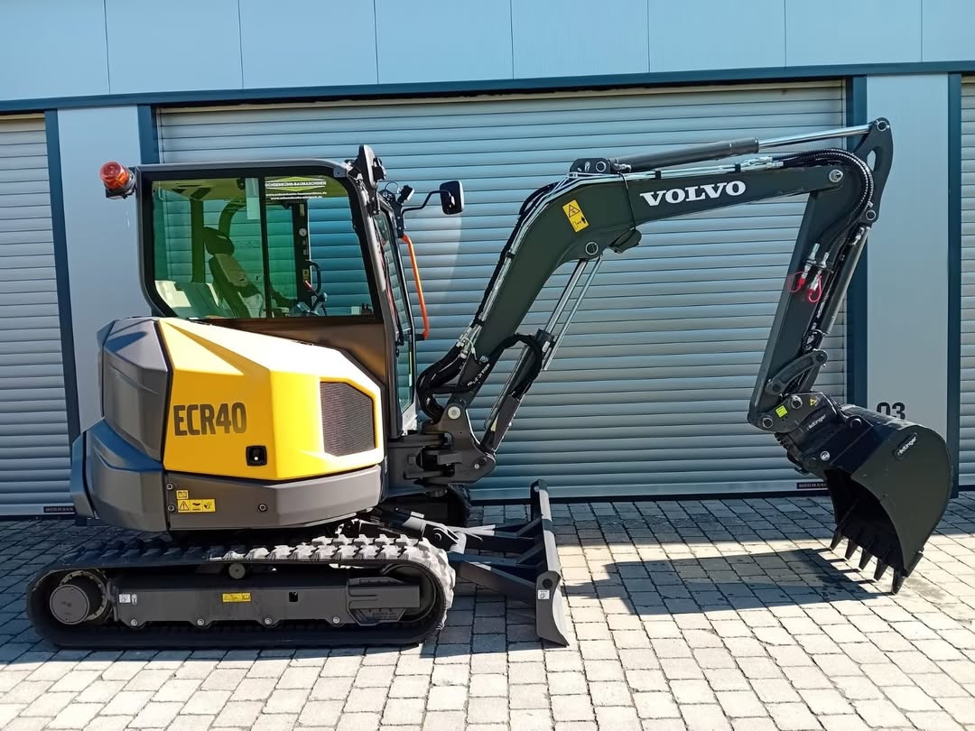 VOLVO ECR40F